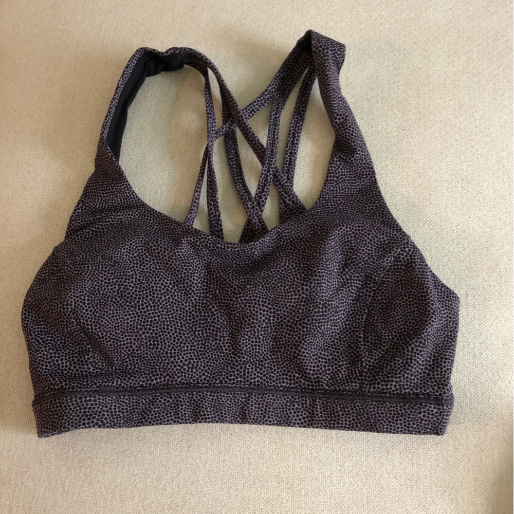 Lululemon sports bra